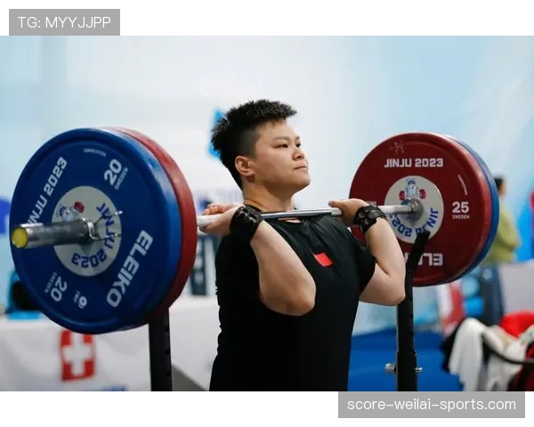 汪周雨训练完吃顿饭花的钱比我一个月工资还多